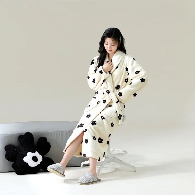 Cute Flannel Bathrobe Gown Elegant Flower Print Kimono Lady Autumn Winter Nightwear Loose Robe Soft Loungewear Home Clothes