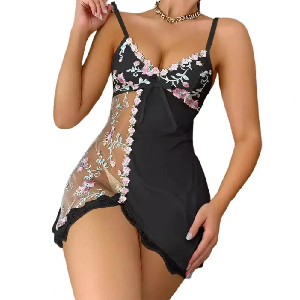 Lady Nightdress Floral Embroidery V Neck Sleeveless Backless Satin See-through Mesh Flower Edge Nightrobe Summer Sexy Sleepwear